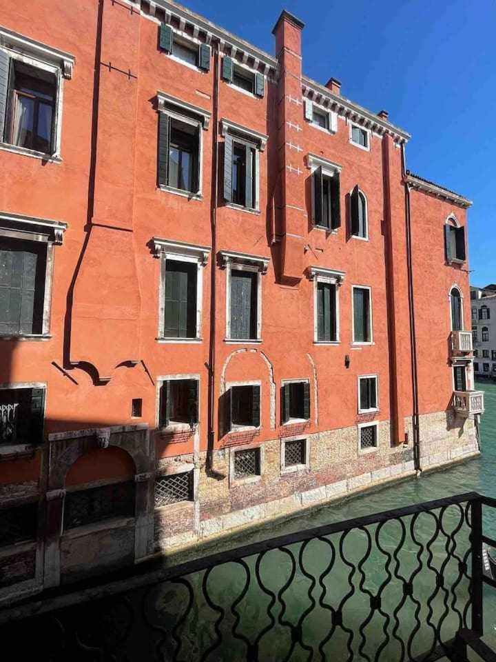Do Leoni Apartments Venice Bilik gambar