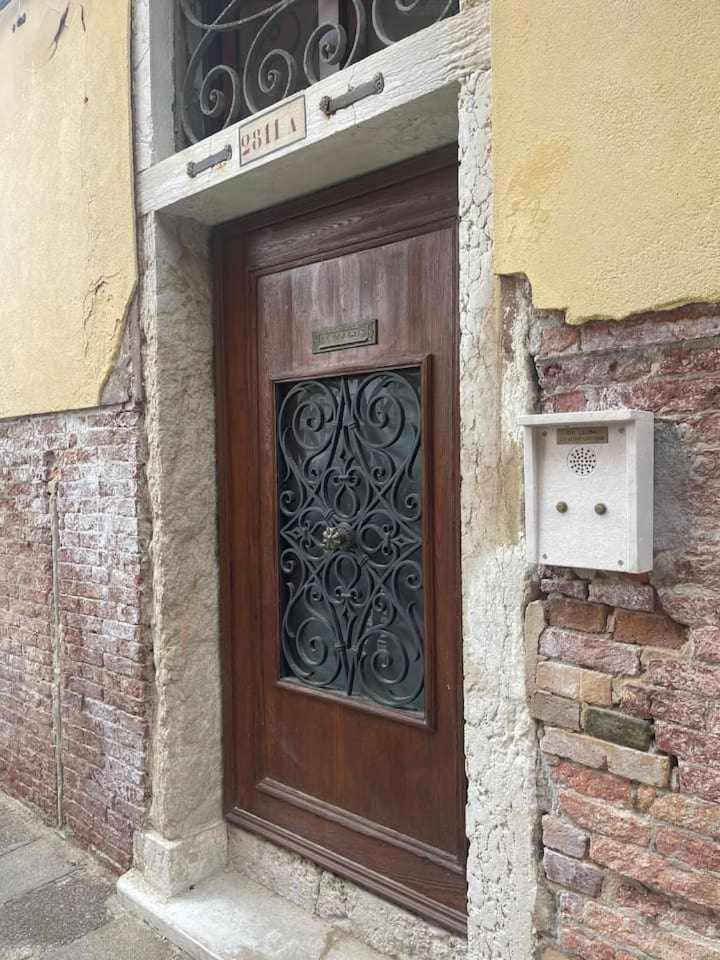 Do Leoni Apartments Venice Bilik gambar