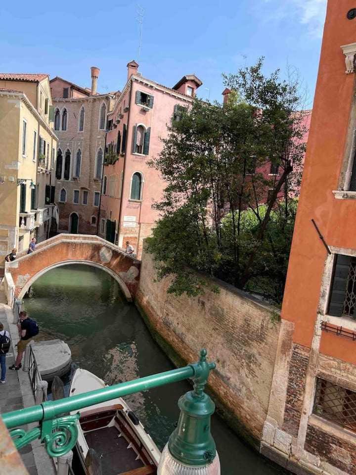 Do Leoni Apartments Venice Bilik gambar