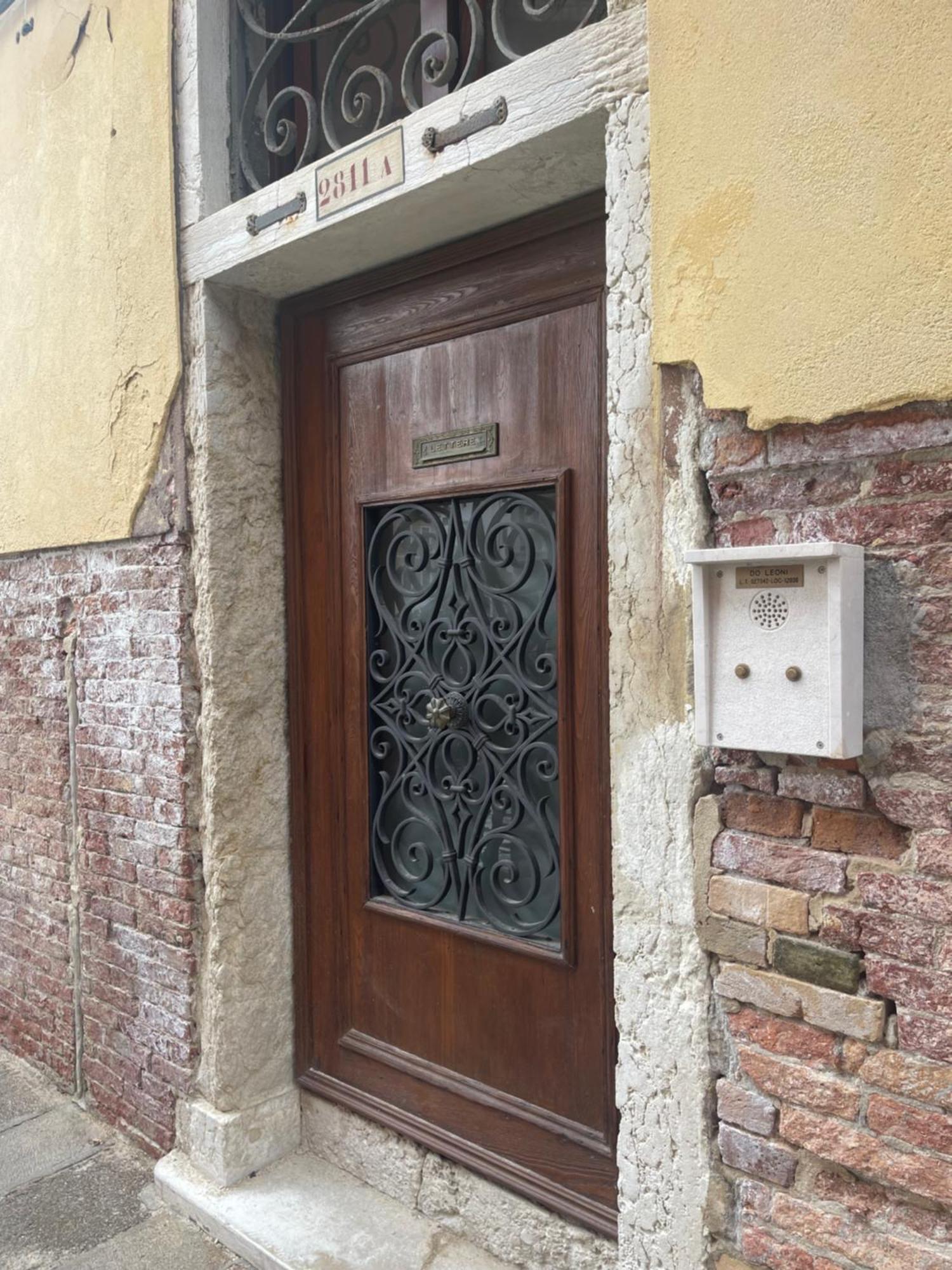 Do Leoni Apartments Venice Luaran gambar